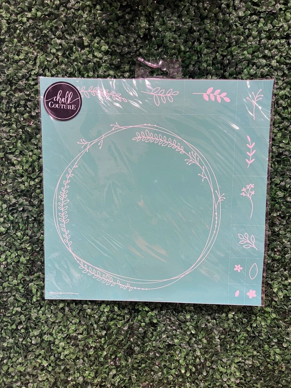 New Chalk Couture Rustic Wreath Transfer. Size D 18x18 Retired Christmas Craft